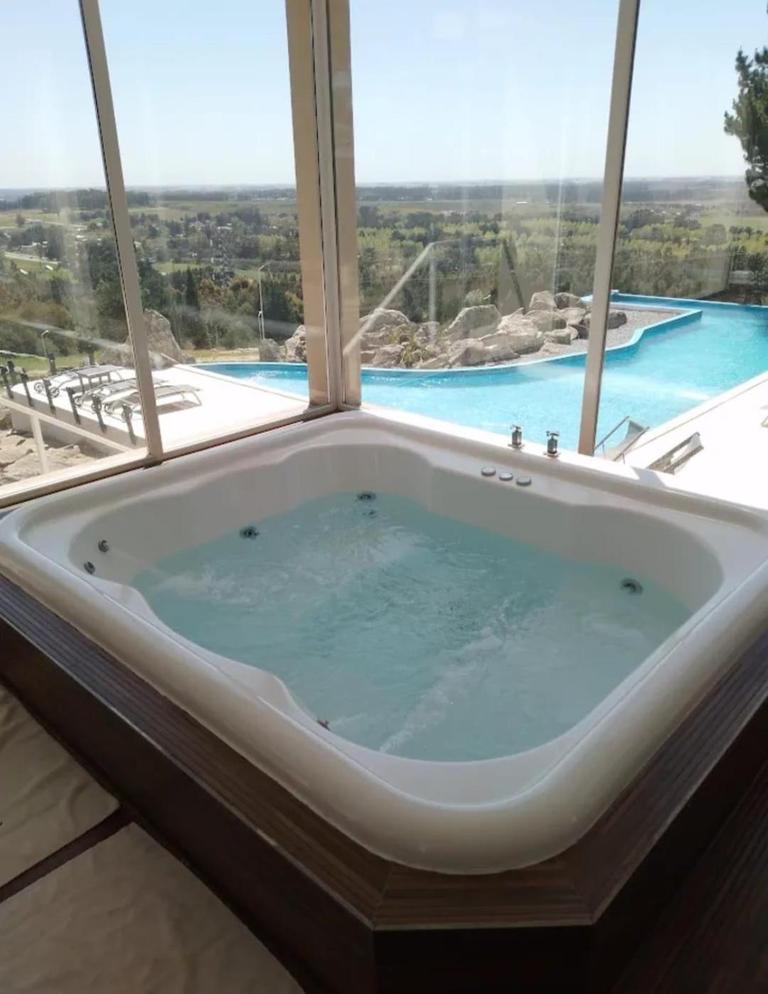 Elegance Hotel Tandil Kültér fotó