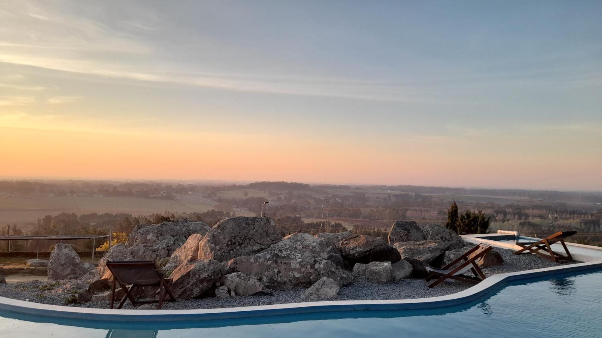 Elegance Hotel Tandil Kültér fotó