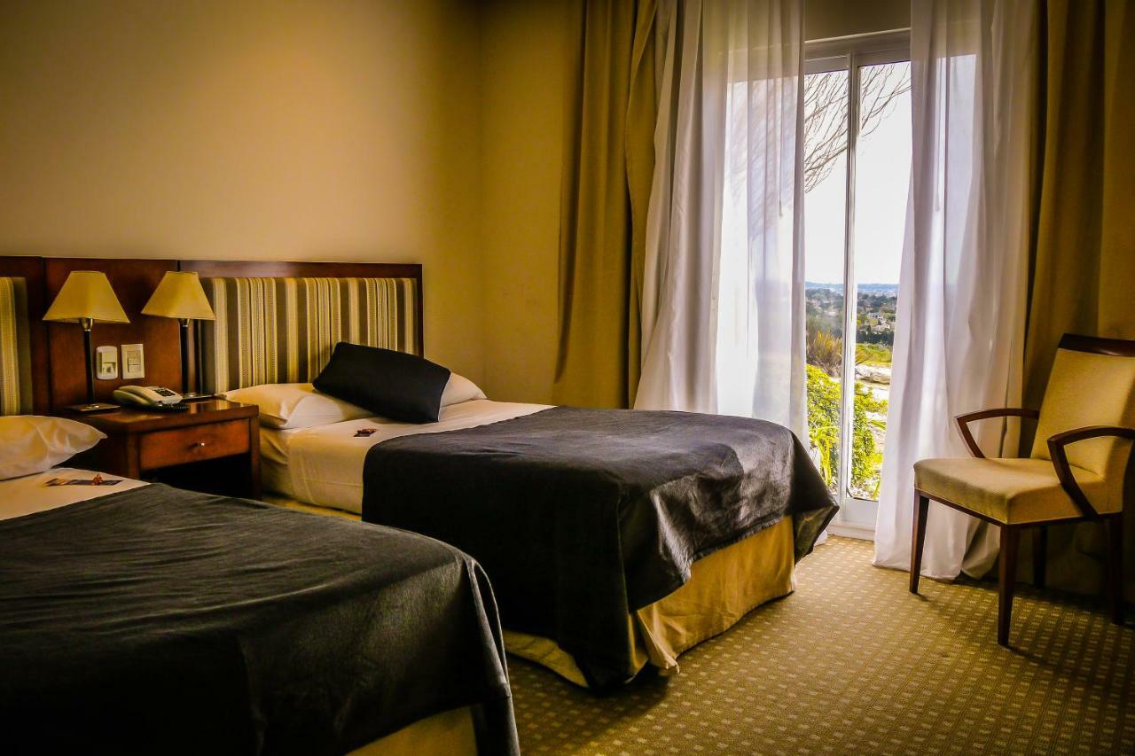 Elegance Hotel Tandil Szoba fotó